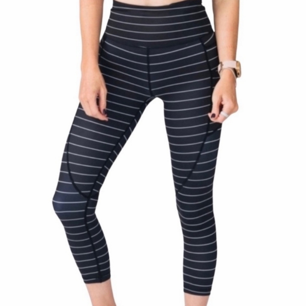 Zyia Active Ascend Striped High Rise Cropped Athletic Leggings Size 12